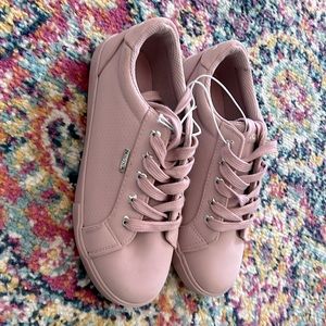 NWT Nautica pink tennis shoes